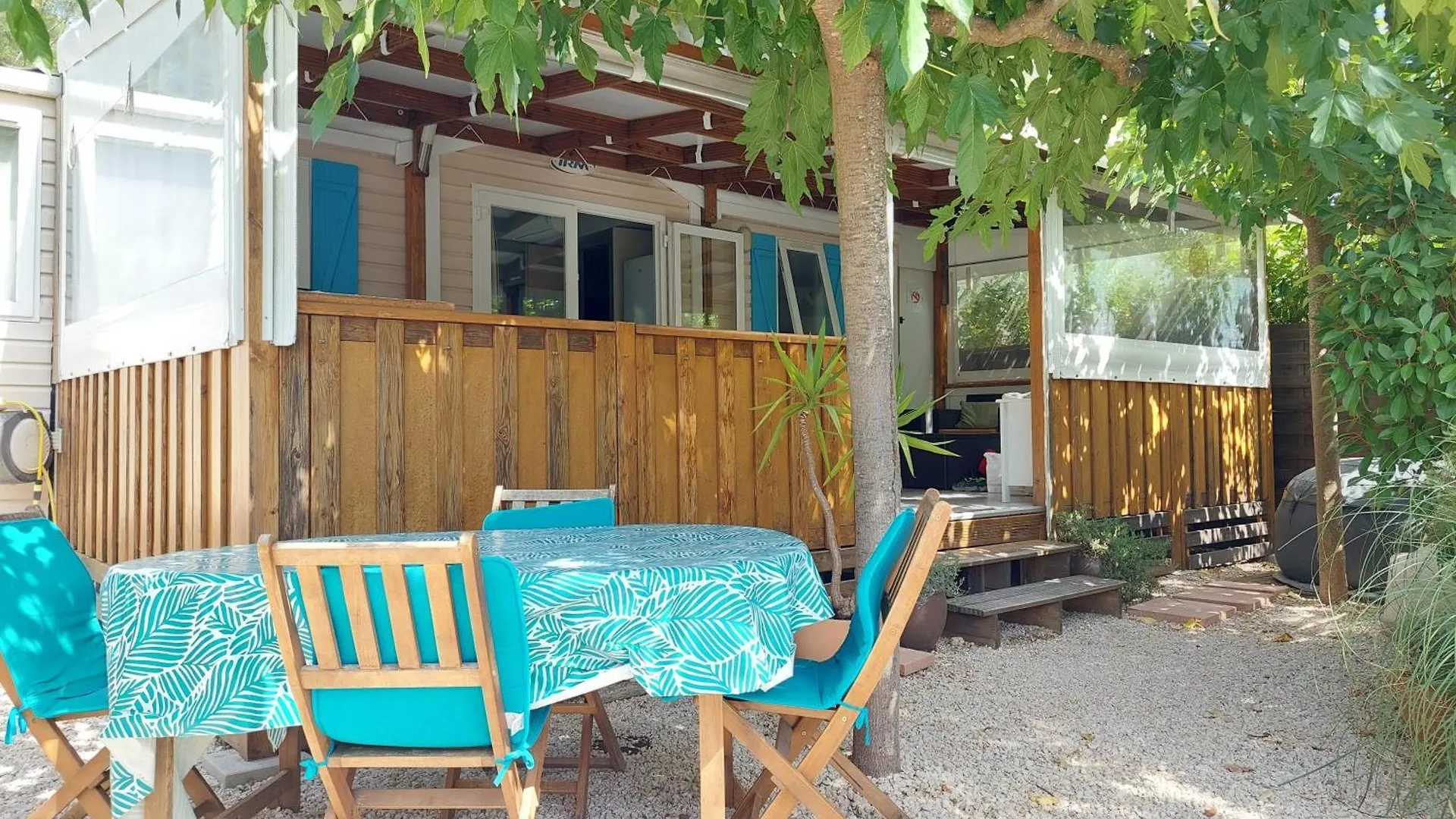 Campsite Mobil-Home Bord De Mer Hyeres